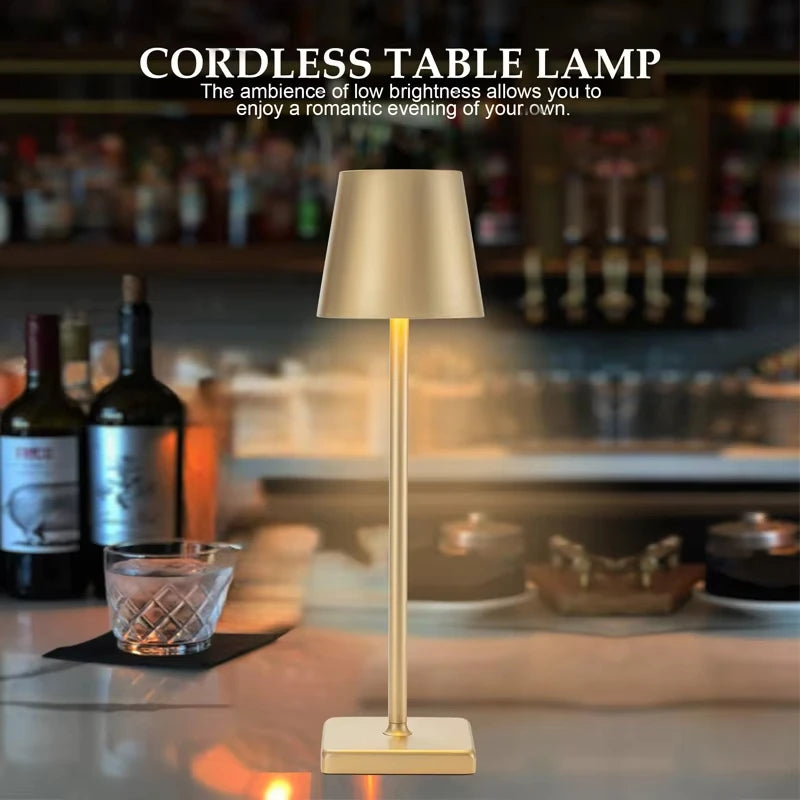 Tokio LED Tischlampe – Dimmbar, kabellos & per Touch steuerbar