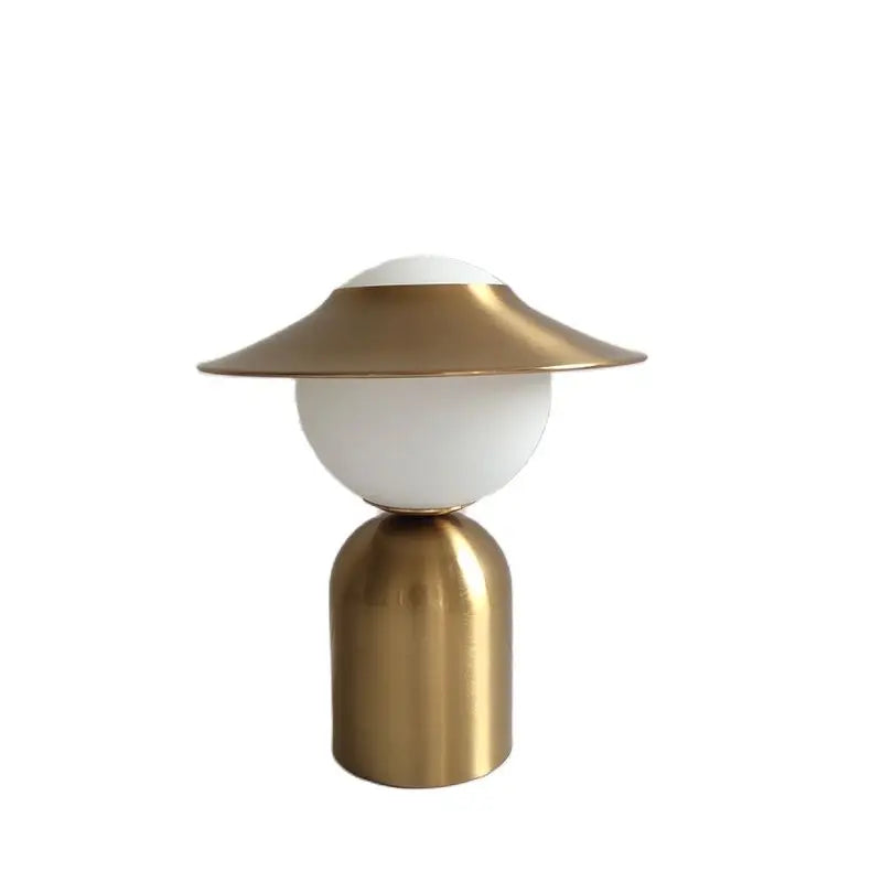 Paris Nachttischlampe – LED in Gold aus Metall