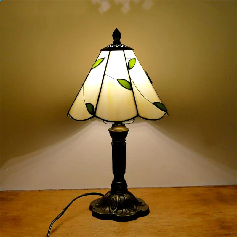 Vintage Tischlampe im Barockstil