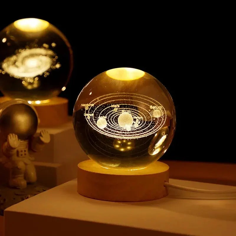 Lissabon Festival Nachttischlampe – USB LED Nachtlicht Kristallkugel Galaxy Mond 3D Lampe